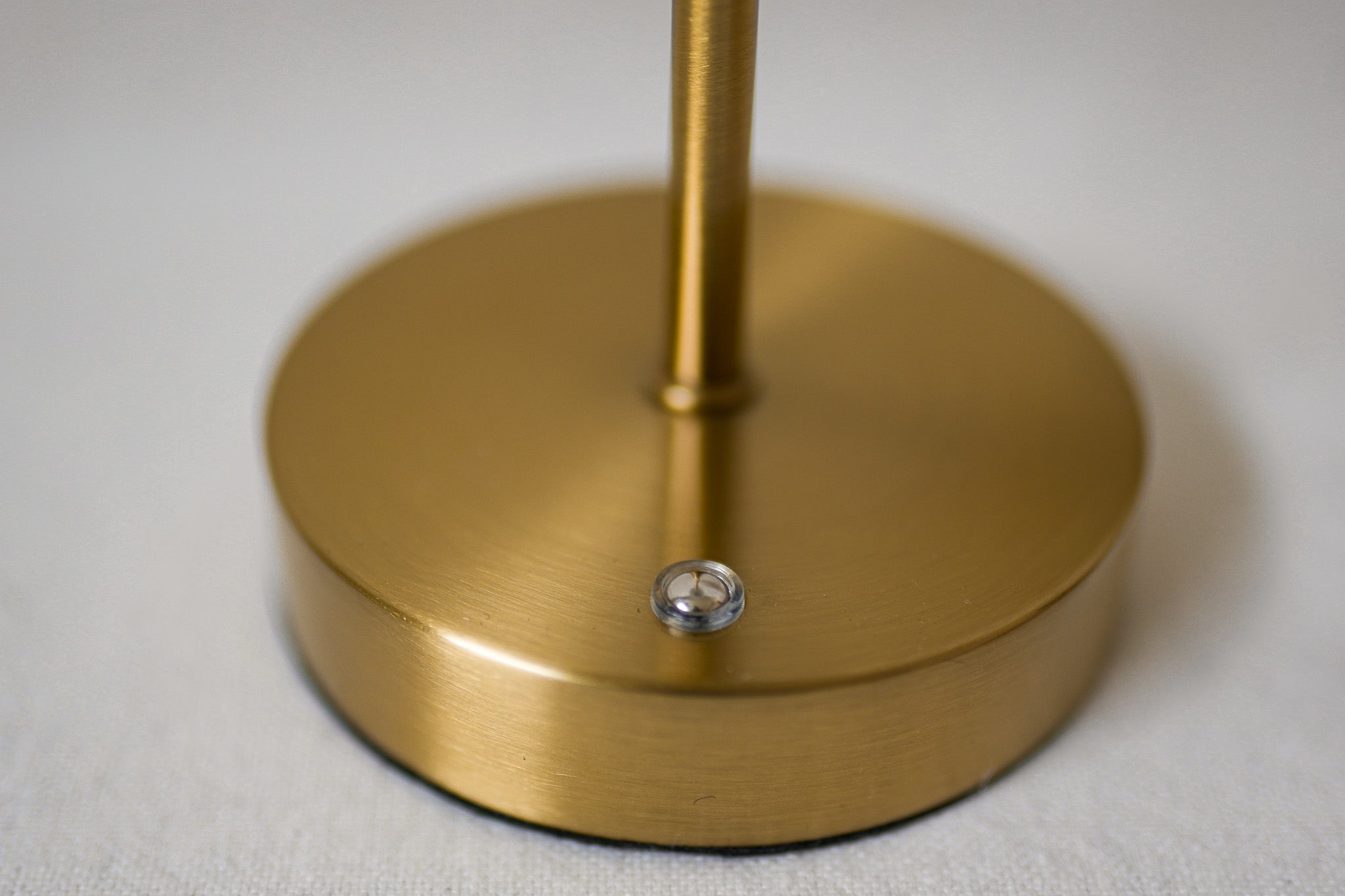 Lampe LED sans fil noire