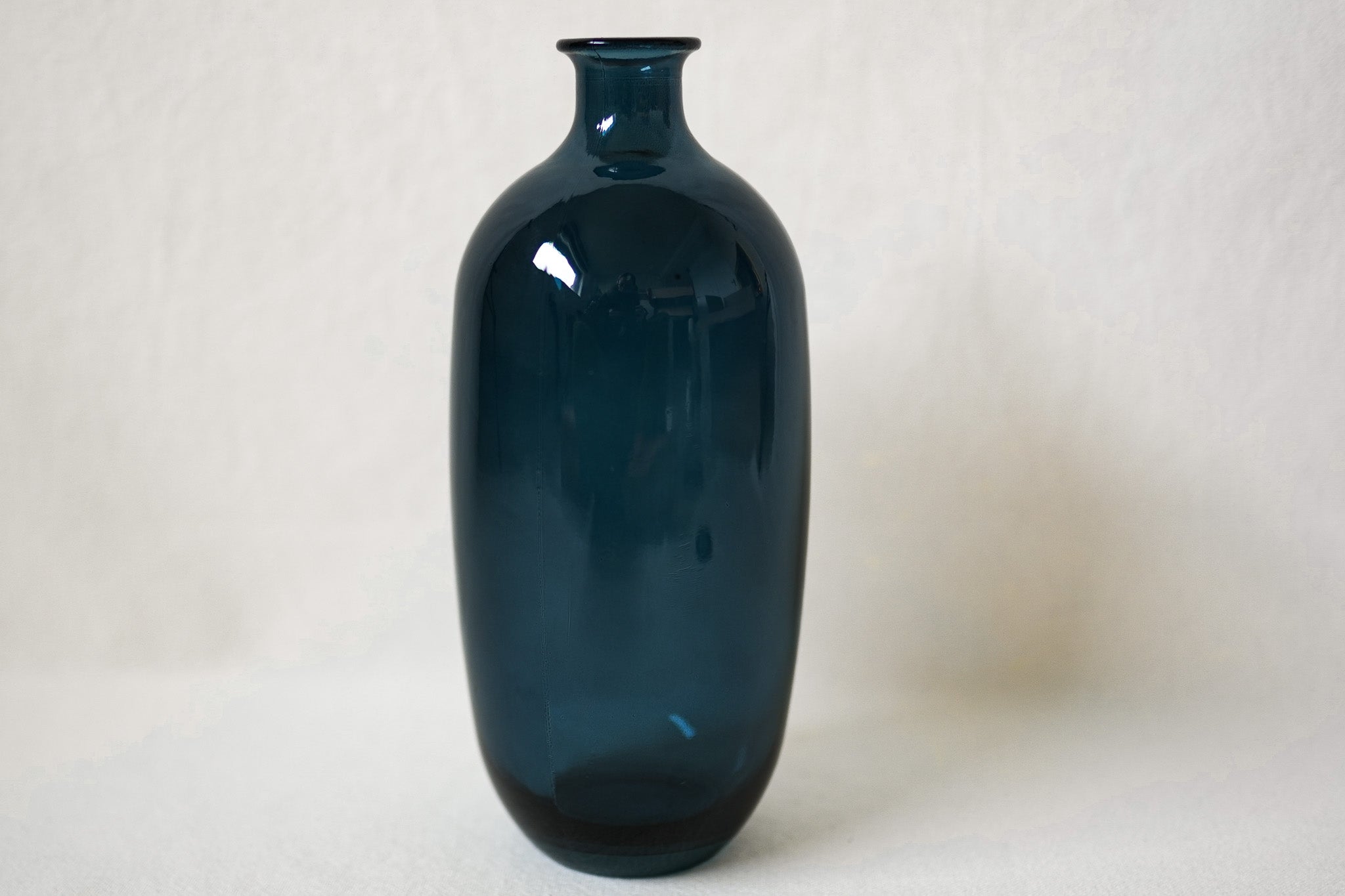 Vase bouteille en verre recyclé – 3 couleurs décoratives – 29,5 cm