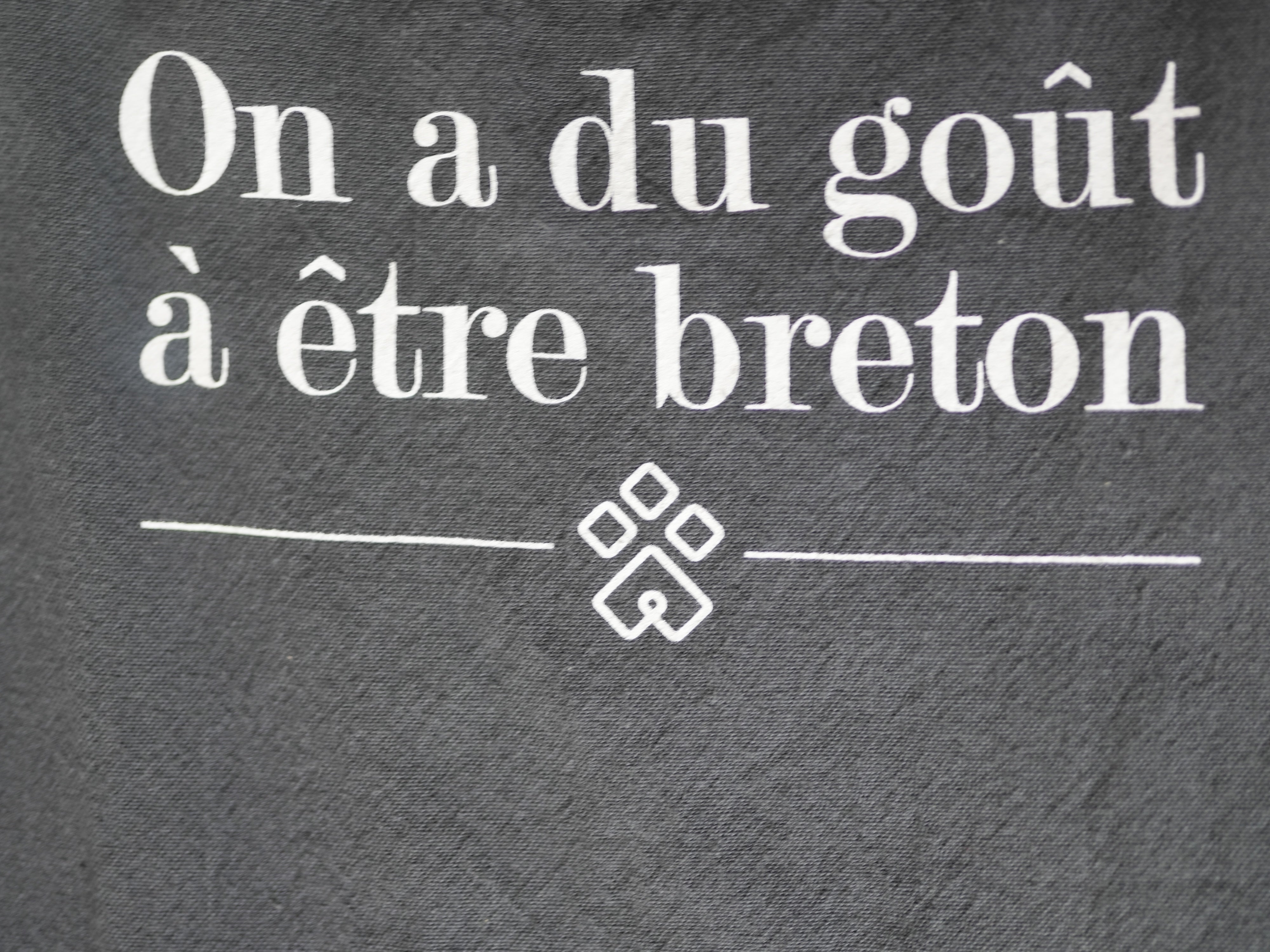 Tablier en coton Brieg - Anthracite "On a du goût à être breton"